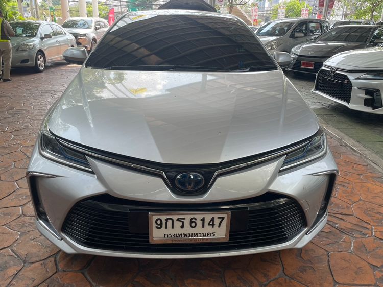 Toyota Altis 2019 1.8 Hybrid High Sedan ไฮบริด ไม่ติดแก๊ส เกียร์อัตโนมัติ เทา รูปที่ 2