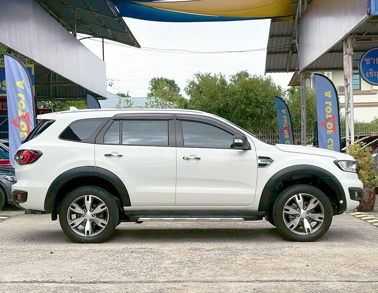 Ford Everest 2018 2.2 Titanium Plus Utility-car ดีเซล ไม่ติดแก๊ส เกียร์อัตโนมัติ ขาว รูปที่ 2