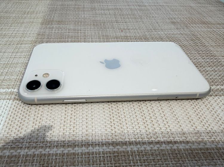 iPhone 11 สีขาว 128gb รูปที่ 5