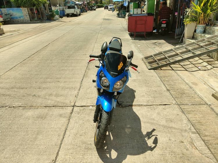 🛵ยังไงก็ขาย CBR150 ปี 52(งดต่อ) เครื่องดี สีสวย สตาร์ทมือ รถบ้านพร้อมใช้งาน เปลี่ยนน้ำมันเครื่องฟรี ขายตามสภาพ ไม่มีส่งฟรี รูปที่ 4