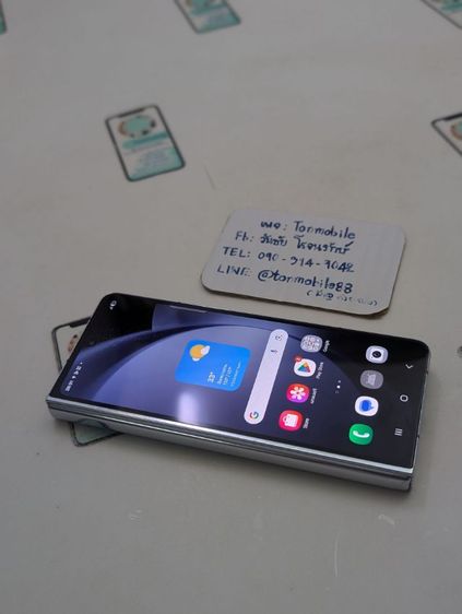 ขาย เทิร์น Samsung Galaxy Z Fold 5 256 GB ศูนย์ไทย มีตัวเครื่องอย่างเดียว ไม่มีอุปกรณ์อื่น ขายตามสภาพ เพียง 5,990 บาท ครับ