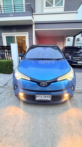 รถ Toyota C-HR 1.8 Hybrid Hi สี ฟ้า