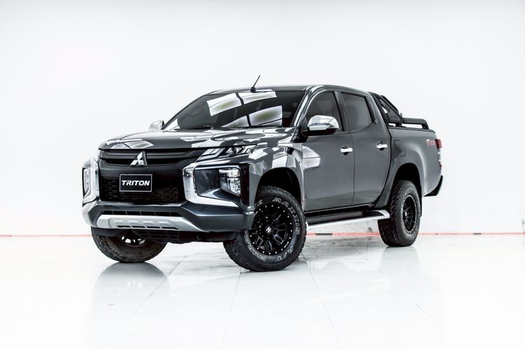 Mitsubishi Triton 2022 2.4 GLS Plus Pickup ดีเซล ไม่ติดแก๊ส เกียร์ธรรมดา เทา