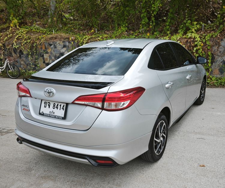 Toyota Yaris ATIV 2020 1.2 Sport Premium Sedan เบนซิน ไม่ติดแก๊ส เกียร์อัตโนมัติ บรอนซ์เงิน รูปที่ 3