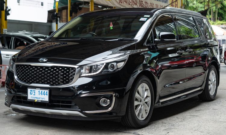Kia Grand Carnival 2017 2.2 EX Utility-car ดีเซล ไม่ติดแก๊ส เกียร์อัตโนมัติ ดำ รูปที่ 2