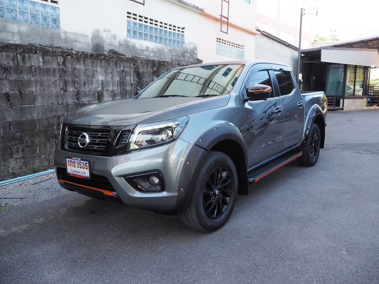 Nissan Navara 2020 2.5 Calibre EL Pickup ดีเซล ไม่ติดแก๊ส เกียร์อัตโนมัติ เทา