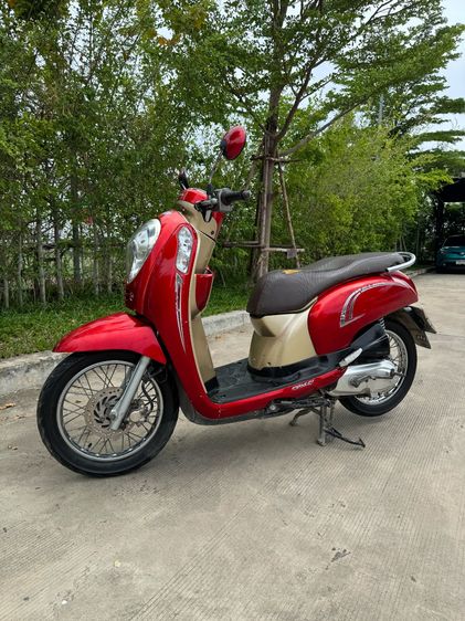 Honda Scoopy i 2012