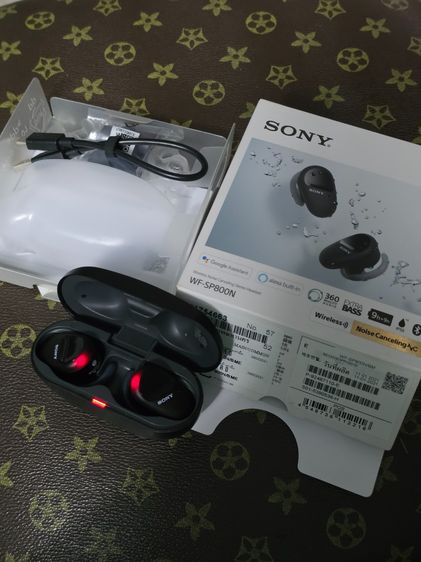 ขายหูฟัง sony WF-SP800N มือสอง