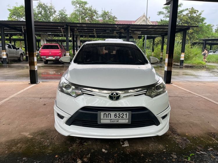 รถ Toyota Vios 1.5 S สี ขาว