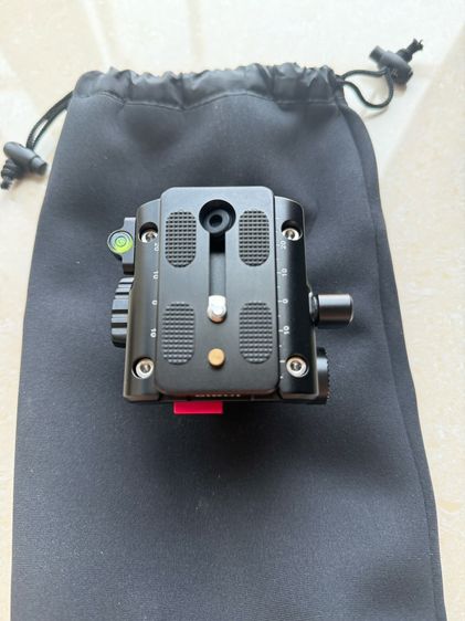 อื่นๆ SIRUI VA-5 Video Fluid Head ของใหม่ (มีรอยจากการจัดเก็บ)