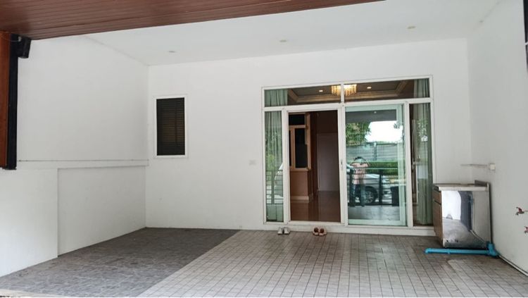ให้เช่าทาวน์เฮ้าส์ 2 ชั้น โครงการ Gusto Town Home รามคำแหง พื้นที่ใช้สอย 132 ตรม. 3 ห้องนอน, 3 ห้องน้ำ, กัสโต้ ทาวน์โฮม รามคำแหง 