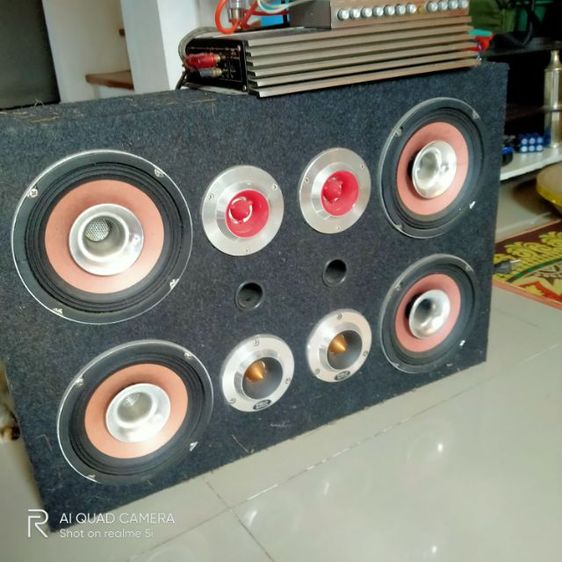 ขายตู้  ลำโพง เสียงกลางขนาด 6 นิ้ว ใส่กับรถยนต์ได้