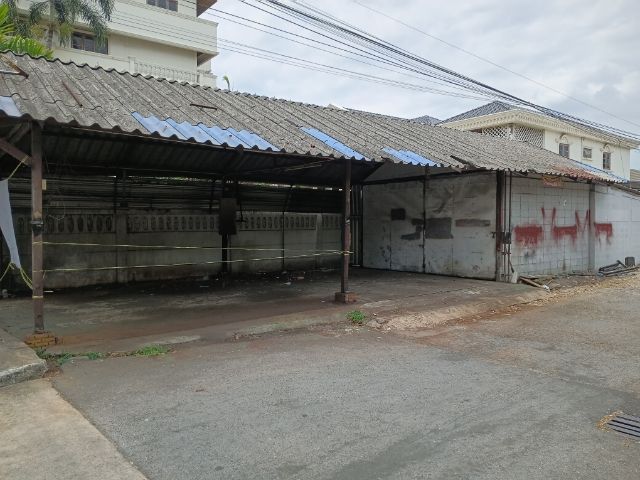 ไม่ใช่ ที่ดินทำเลทองใจกลางเมือง ย่านชุมชน แหล่งธุรกิจริมถนนบางบอน 5 เพชรเกษม 81 รูปที่ 3