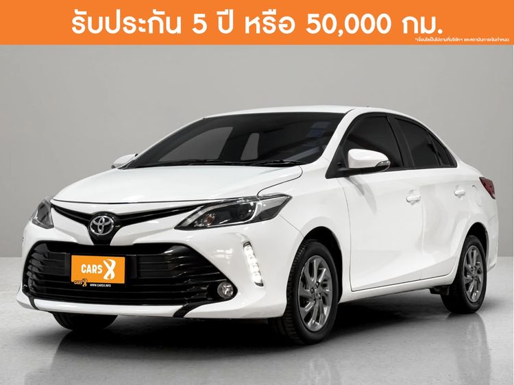รถ Toyota Vios 1.5 Mid สี ขาว