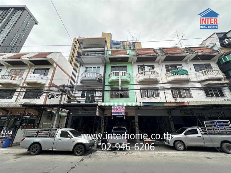 อาคารพาณิชย์ 3 ชั้น 17 ตร.ว. หมู่บ้านรัตนาธิเบศร์ ซอยหมู่บ้านรัตนาธิเบศร์ ถนนบรมราชชนนี ถนนรัตนาธิเบศร์ บางใหญ่ นนทบุรี