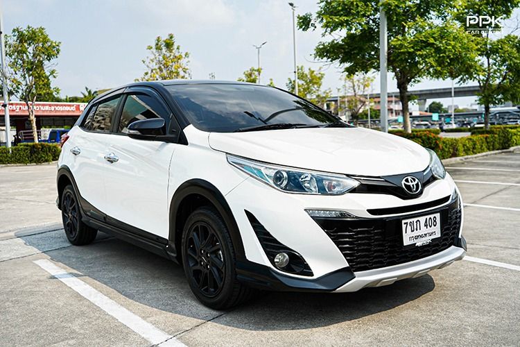 Toyota Yaris 2020 1.2 High Cross Sedan เบนซิน ไม่ติดแก๊ส เกียร์อัตโนมัติ ขาว รูปที่ 3