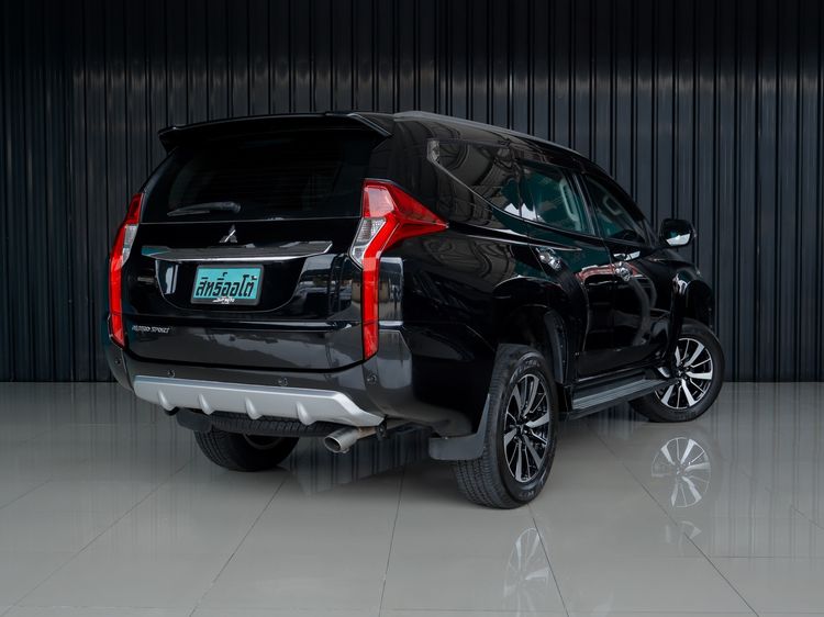 Mitsubishi Pajero Sport 2016 2.4 GT Utility-car ดีเซล ไม่ติดแก๊ส เกียร์อัตโนมัติ ดำ รูปที่ 4