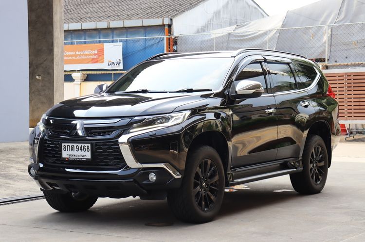 รถ Mitsubishi Pajero Sport 2.4  GT Premium Elite Edition  2WD สี ดำ