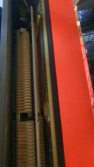 เปียโน Kawai สีดำ รุ่น CX 5HM PEP เลขเครื่อง 2260830 เป็นเปียโนที่ผลิตในปี 1996 เป็นยุคที่ขึ้นชื่อเรื่องคุณภาพเรื่องเสียง ความทนทาน คุ้มค่า รูปที่ 6