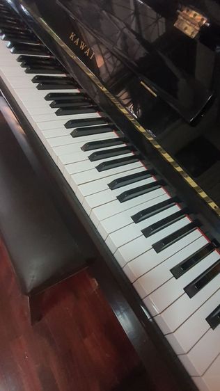 เปียโน Kawai สีดำ รุ่น CX 5HM PEP เลขเครื่อง 2260830 เป็นเปียโนที่ผลิตในปี 1996 เป็นยุคที่ขึ้นชื่อเรื่องคุณภาพเรื่องเสียง ความทนทาน คุ้มค่า รูปที่ 14