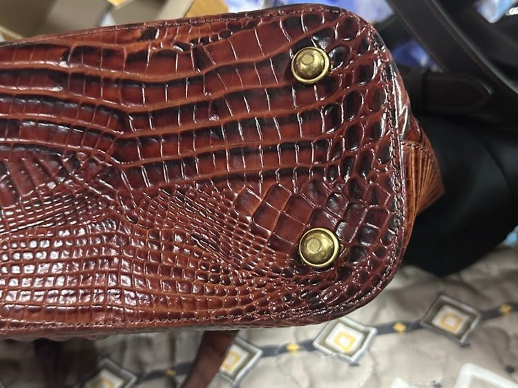 กระเป๋า แบรนด์Brahmin หนังแท้ลายจระเข้แท้ รูปที่ 6