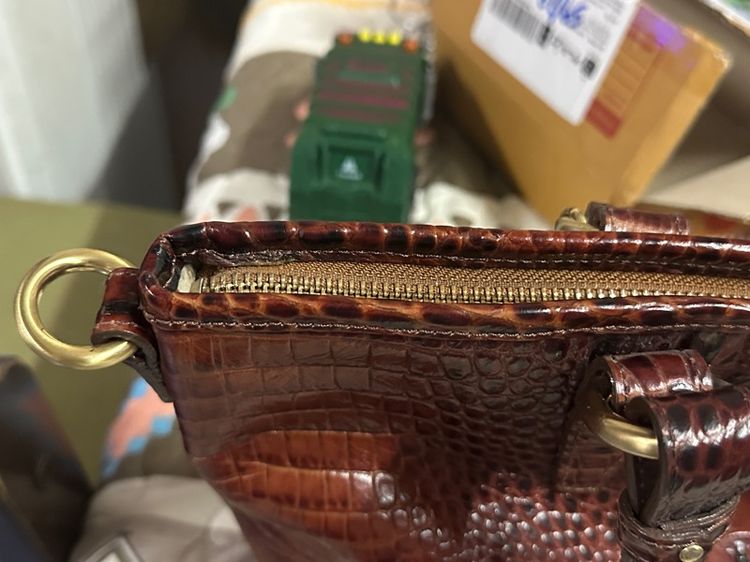 กระเป๋า แบรนด์Brahmin หนังแท้ลายจระเข้แท้ รูปที่ 5