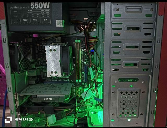 ASUS ไม่ใช่ VGA วินโดว์ มากกว่า 128 กิกะไบต์ คอมพิวเตอร์ตั้งโต๊ะ