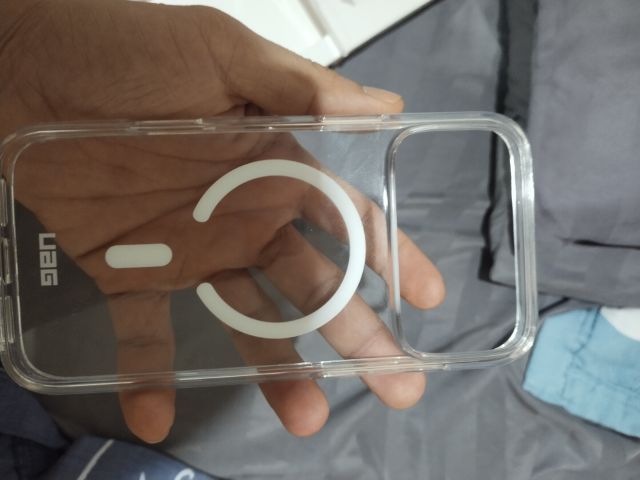 case I Phone 17 Pro Max (UAG)