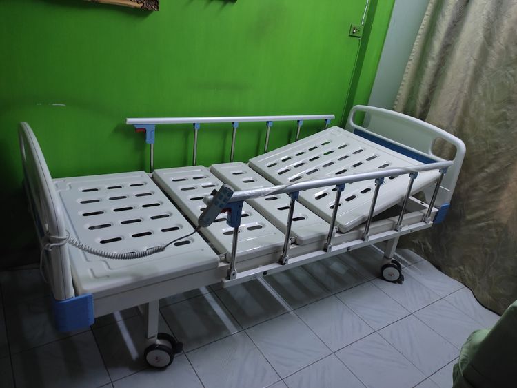 เตียงไฟฟ้ามือสองสำหรับผู้สูงอายุรวมที่นอนเป่าลมสำหรับแผลกดทับ