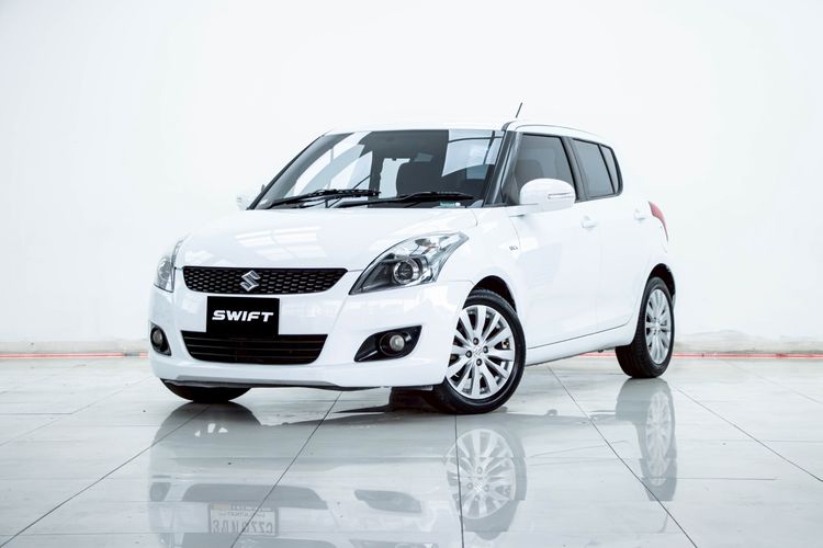 Suzuki Swift 2015 1.2 RX Sedan เบนซิน ไม่ติดแก๊ส เกียร์อัตโนมัติ ขาว