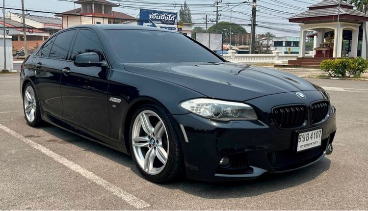 รถ BMW Series 5 528i สี ดำ