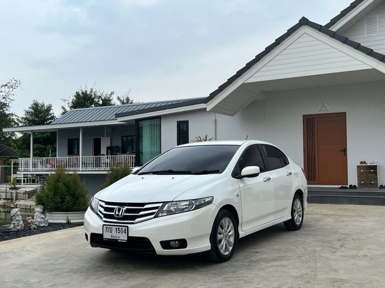 Honda City 2013 1.5 V Sedan เบนซิน ไม่ติดแก๊ส เกียร์อัตโนมัติ ขาว