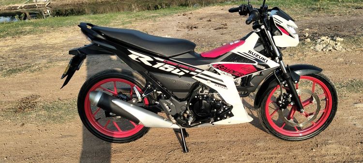Suzuki raider 150 Fi รูปที่ 3