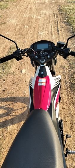 Suzuki raider 150 Fi รูปที่ 4