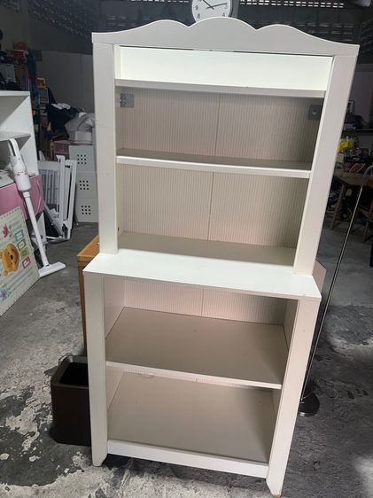 ตู้วางของโชว์ ของ IKEA