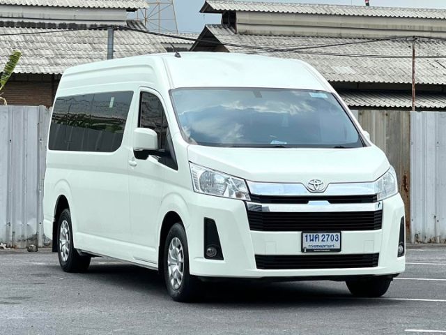 Toyota Commuter 2020 2.8 Van ดีเซล ไม่ติดแก๊ส เกียร์ธรรมดา ขาว รูปที่ 3
