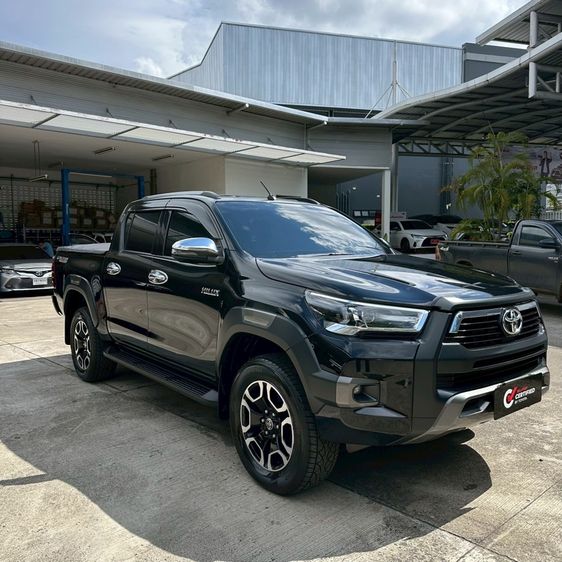 Toyota Hilux Revo 2023 Double Cab 2.4 Mid Prerunner Pickup ดีเซล ไม่ติดแก๊ส เกียร์อัตโนมัติ ดำ