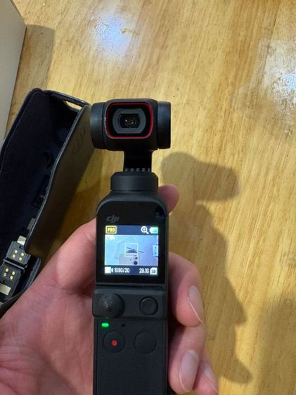 กล้องแอ็กชัน DJI Pocket 2 ชุด Creator Combo มีกล่องและอุปกรณ์ครบ ใช้งานได้สมบูรณ์ทุกฟังก์ชัน สามารถนัดรับและซื้อขายกันได้ที่711ในกระบี่ครับ