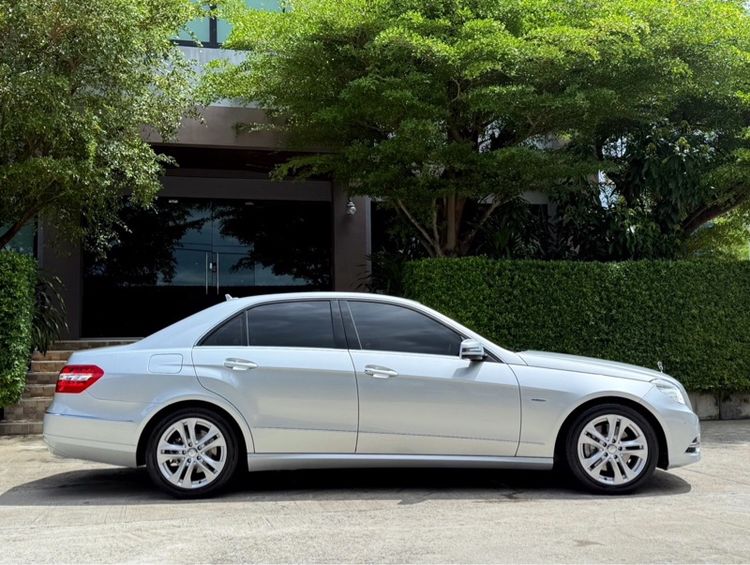 Mercedes-Benz E-Class 2013 E250 CGI Sedan āđāļāļāļāļīāļ āđāļĄāđāļāļīāļāđāļāđāļŠ āđāļāļĩāļĒāļĢāđāļāļąāļāđāļāļĄāļąāļāļī āļāļĢāļāļāļāđāđāļāļīāļ āļĢāļđāļāļāļĩāđ 2
