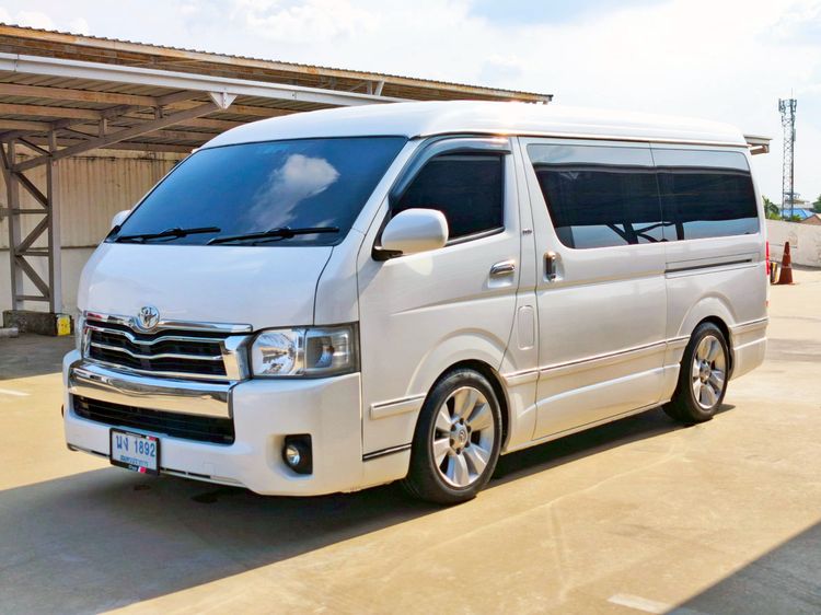 Toyota Ventury 2009 2.7 G Van เบนซิน LPG เกียร์อัตโนมัติ ขาว