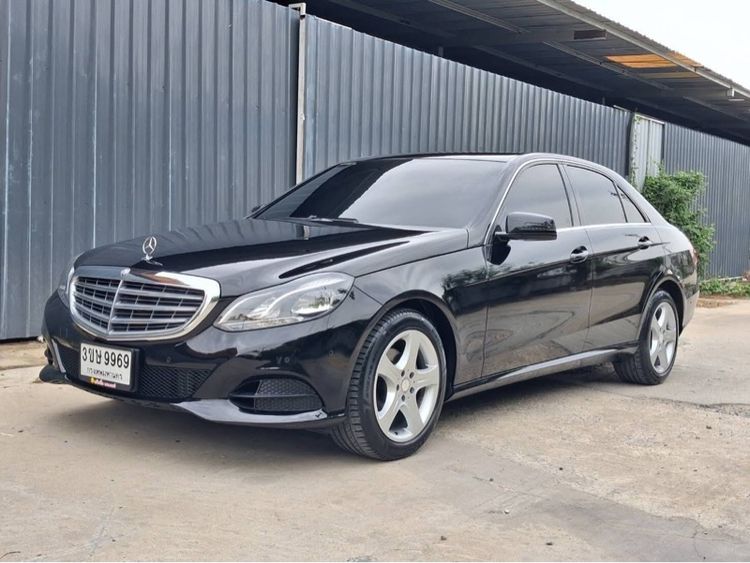 Mercedes-Benz E-Class 2014 E200 CGI Sedan เบนซิน ไม่ติดแก๊ส เกียร์อัตโนมัติ ดำ รูปที่ 3