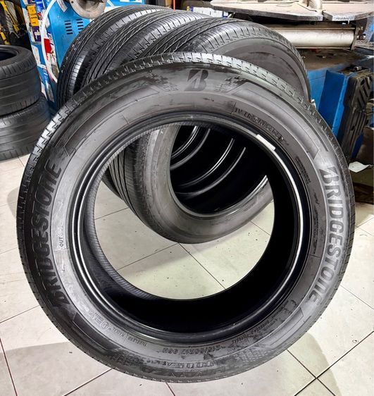 BRIDGESTONE 215 60 17 มือสอง ปี22 สวยสวย