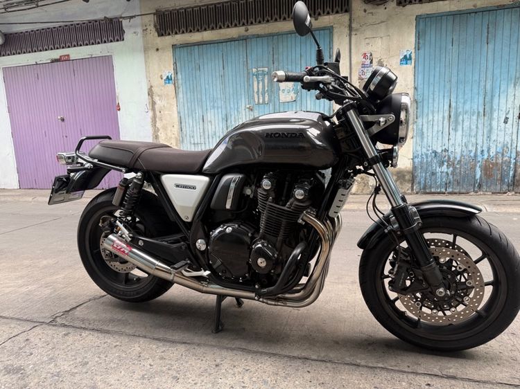 Honda 2018 cb1100 rs 