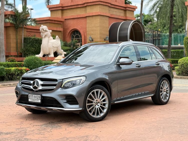 รถ Mercedes-Benz GLC-Class GLC250d สี เทา