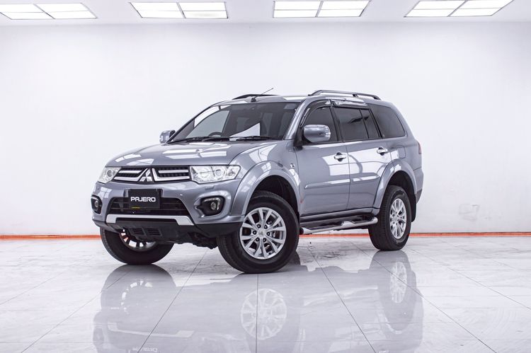 รถ Mitsubishi Pajero Sport 2.5 GT 4WD สี เทา