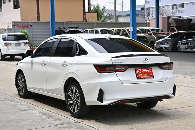 Toyota Yaris ATIV 2024 1.2 Smart Sedan เบนซิน ไม่ติดแก๊ส เกียร์อัตโนมัติ ขาว รูปที่ 4