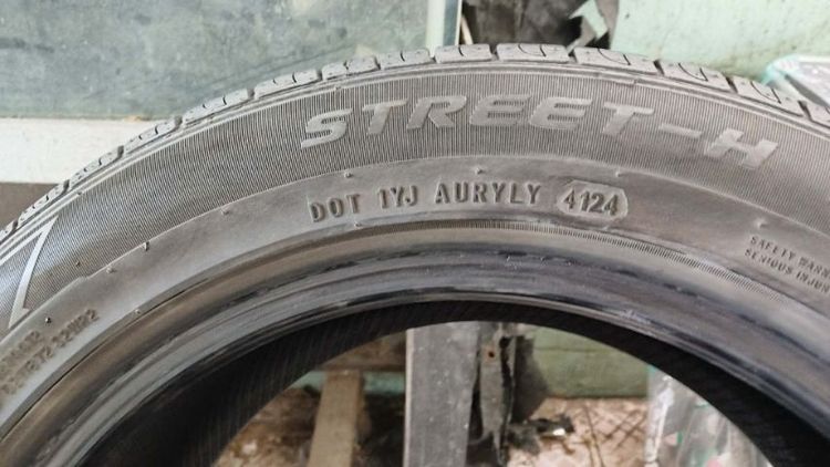 อื่นๆ ขายยาง Blackhawk 195 55R15 ปี24