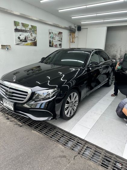 รถ Mercedes-Benz E-Class E350 สี ดำ