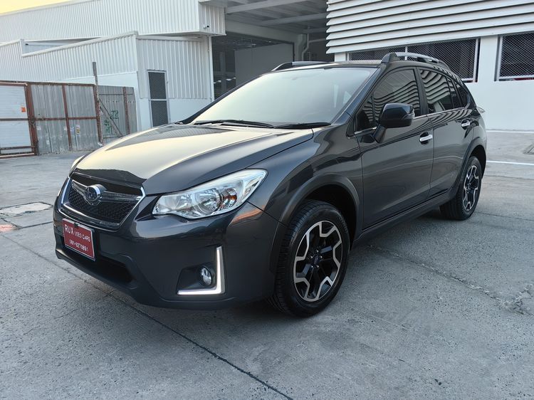 รถ Subaru XV 2.0 P 4WD สี เทา