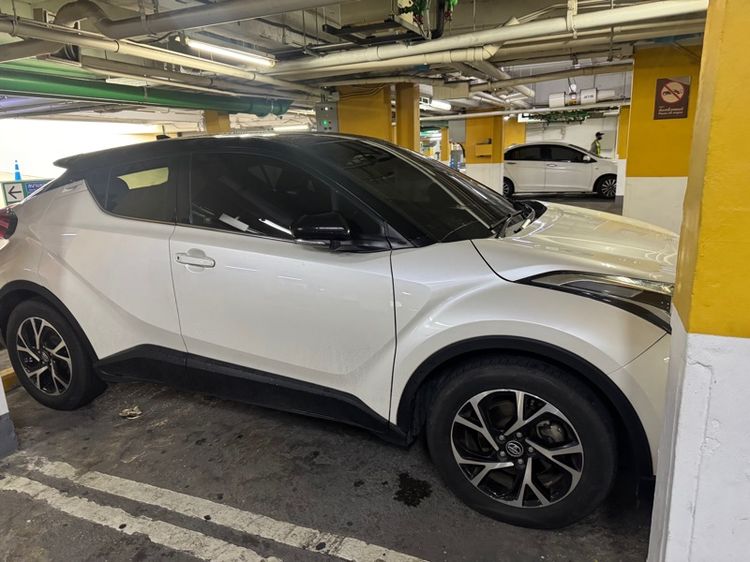 Toyota C-HR 2019 1.8 Mid เบนซิน ไม่ติดแก๊ส เกียร์อัตโนมัติ ขาว รูปที่ 4